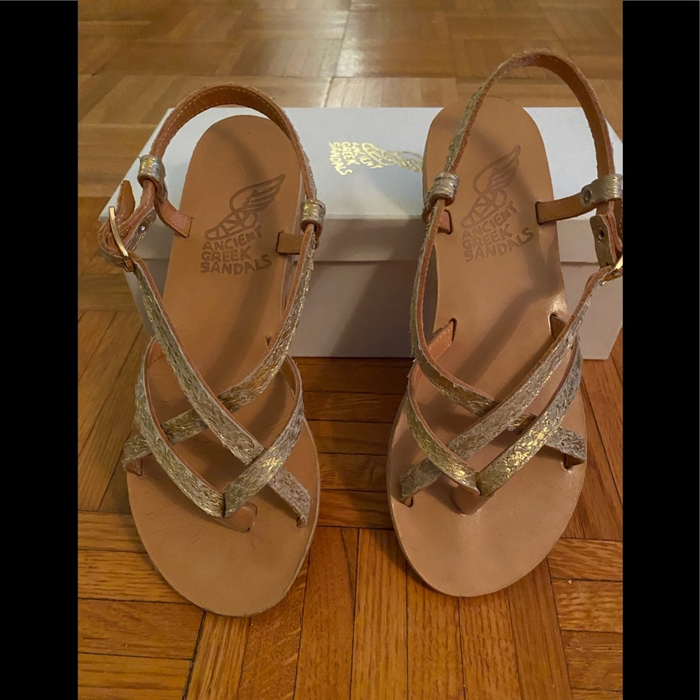 Strappy sandals